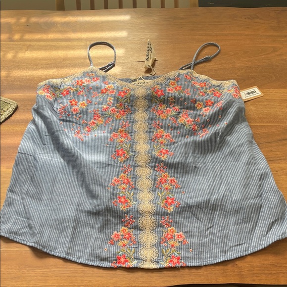 Savanna Jane take me to Greece Tank 1X - Picture 6 of 11